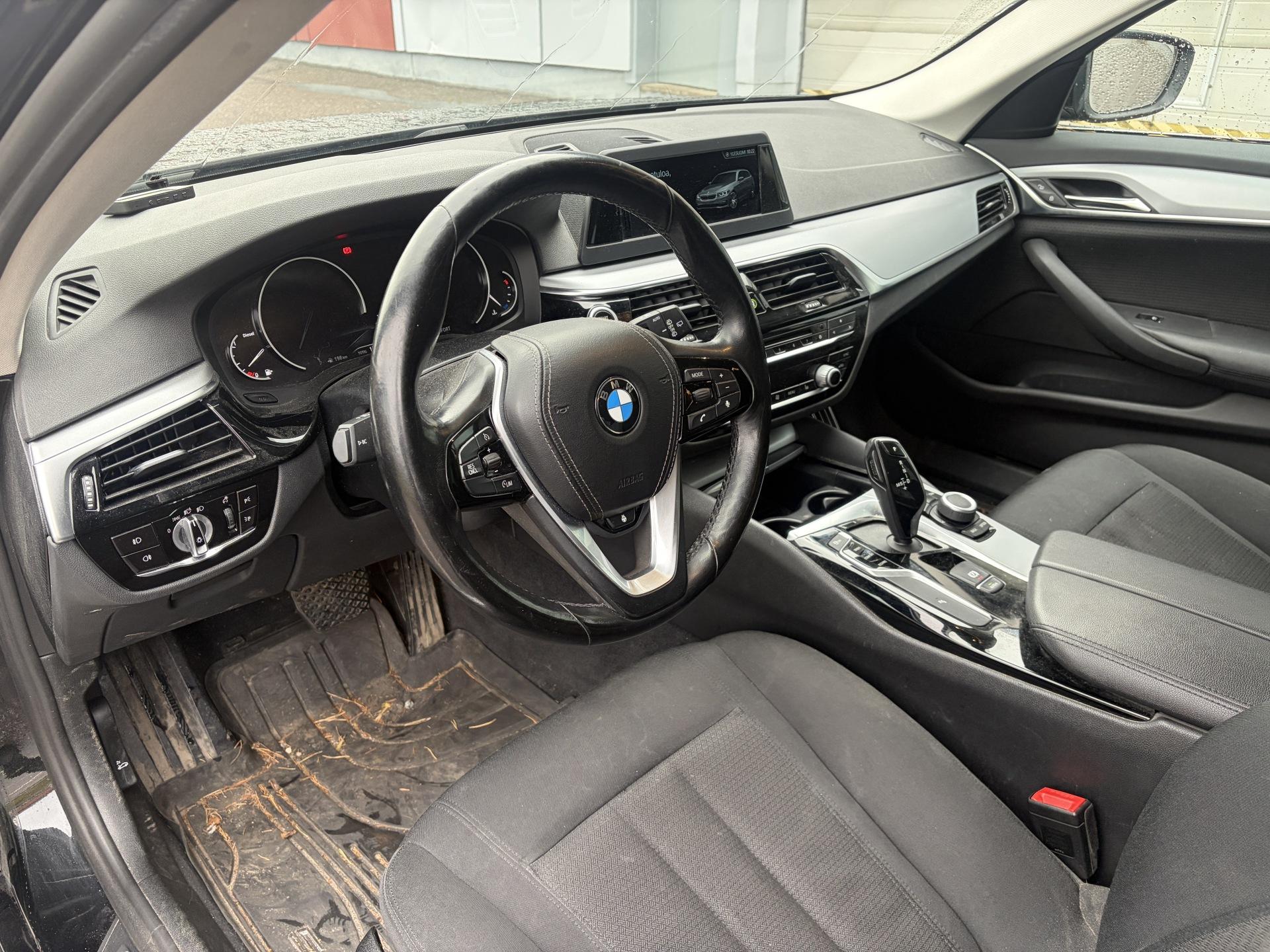 BMW 520 xDrive G31 Touring 2018, kuva 6/32