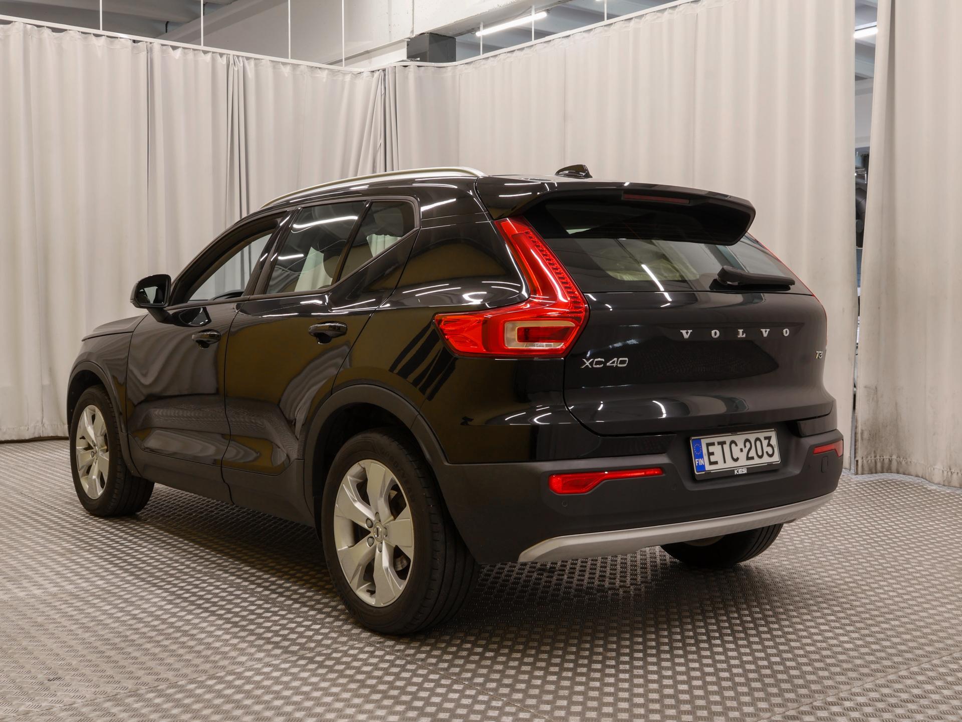 Volvo XC40 T3 Momentum aut 2020, kuva 5/32