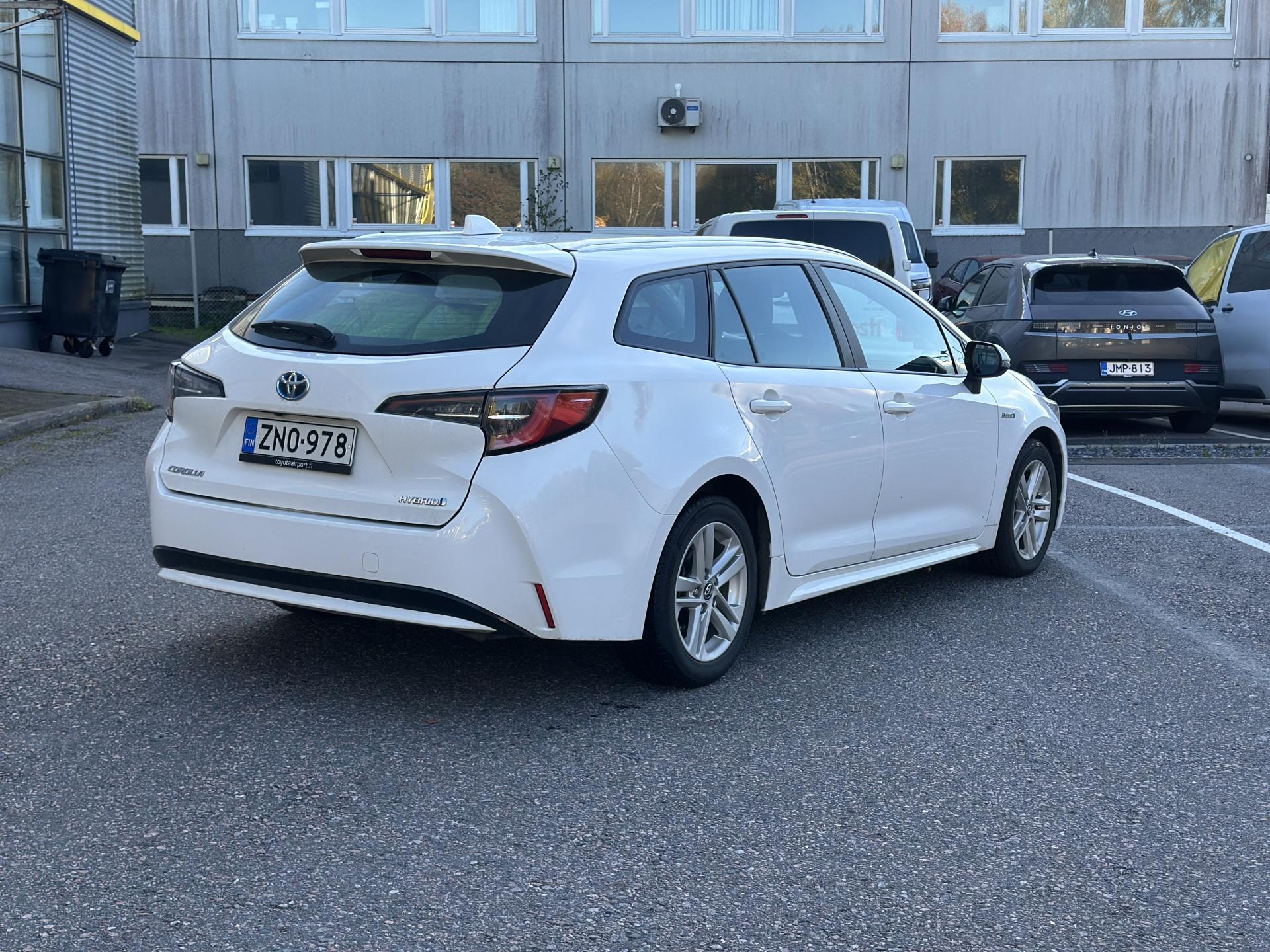 Näytä kaikki kuvat: 2020 Toyota Corolla
