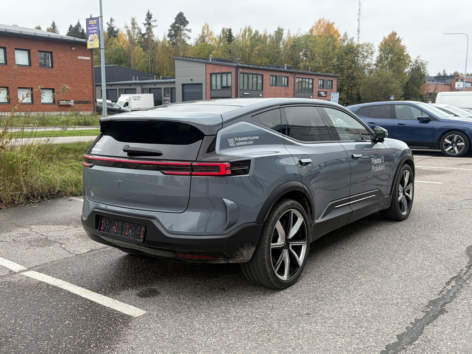 Näytä kaikki kuvat: 2024 Polestar 3