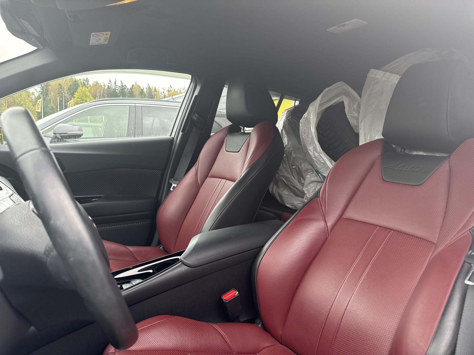 Toyota C-HR 2019, kuva 7/29