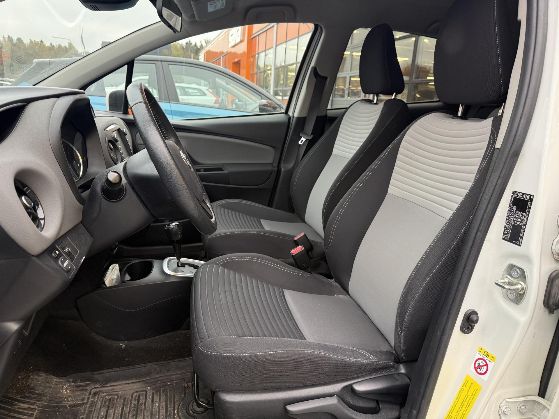 Toyota Yaris 2017, kuva 7/21