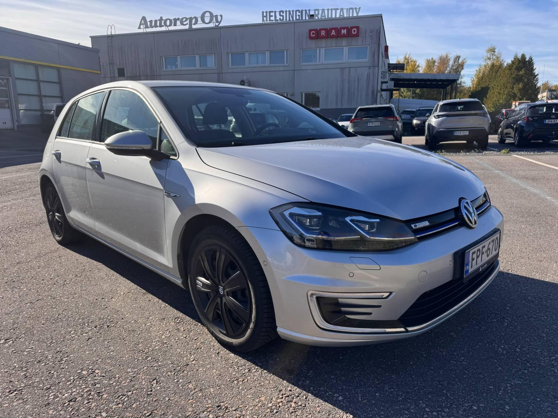 Pienoiskuva 3: 2019 Volkswagen Golf