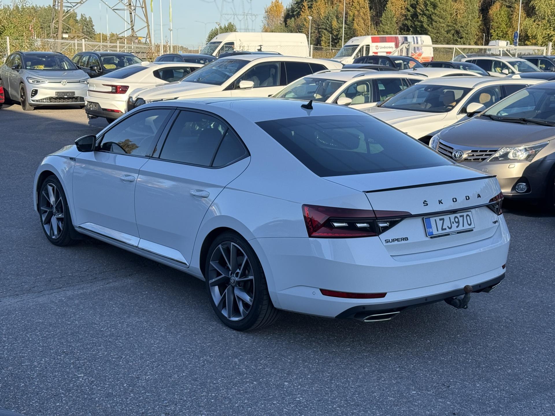 Pienoiskuva 3: 2021 Skoda Superb