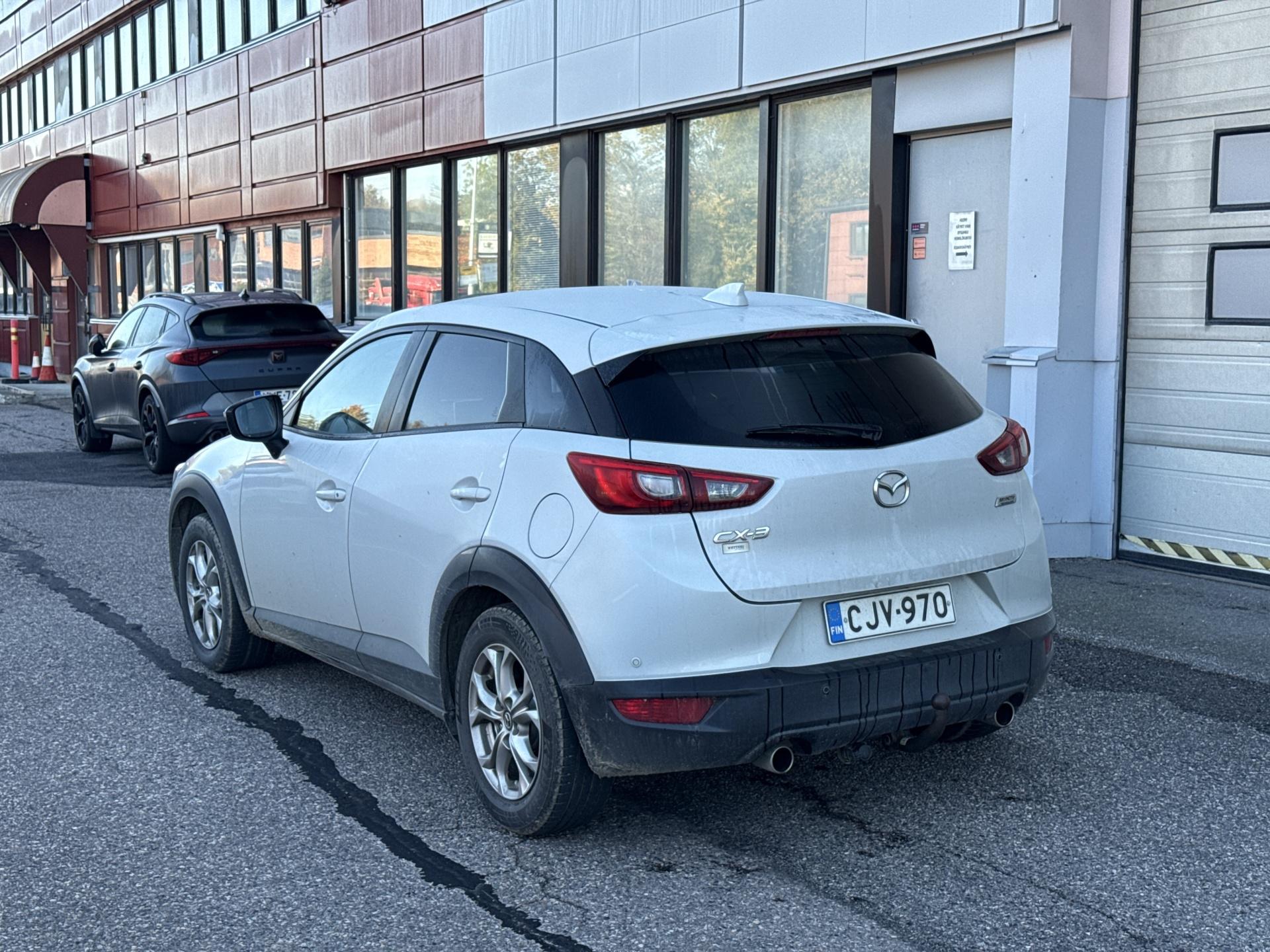 Näytä kaikki kuvat: 2017 Mazda CX-3
