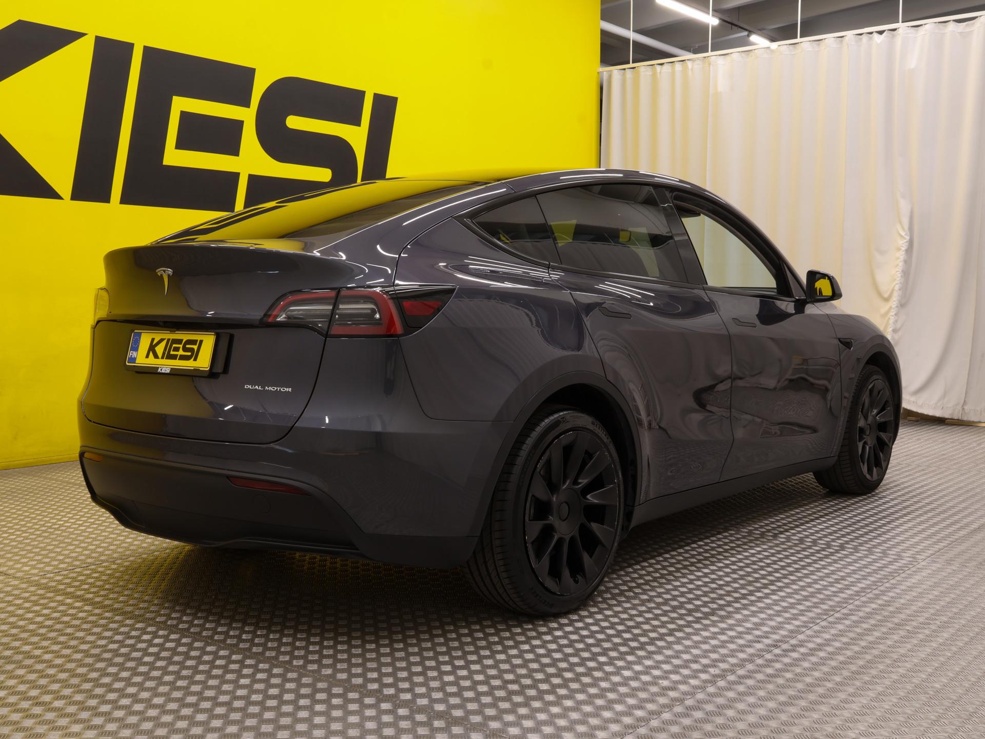 Pienoiskuva 3: 2023 Tesla Model Y