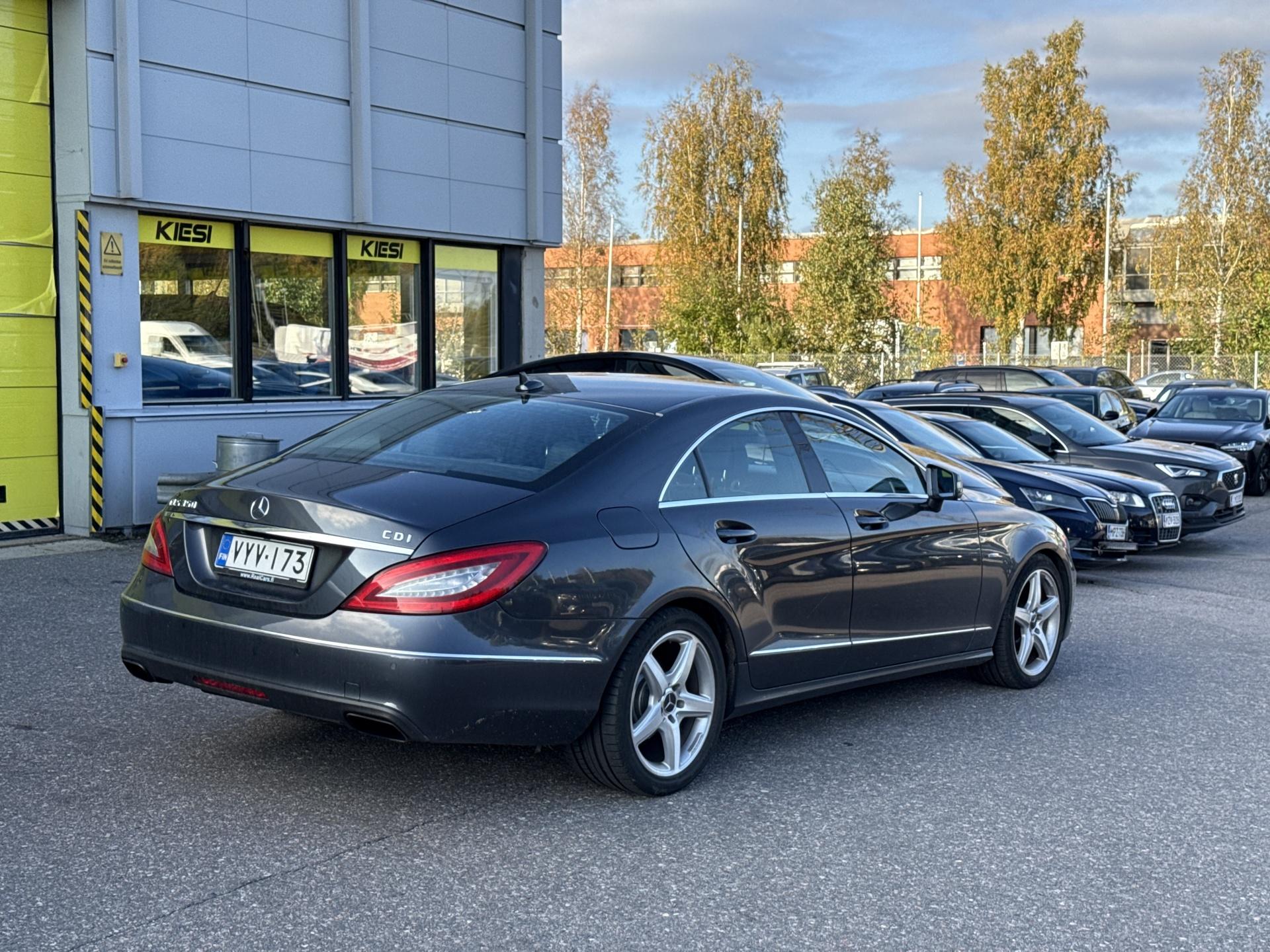 Näytä kaikki kuvat: 2011 Mercedes-Benz CLS