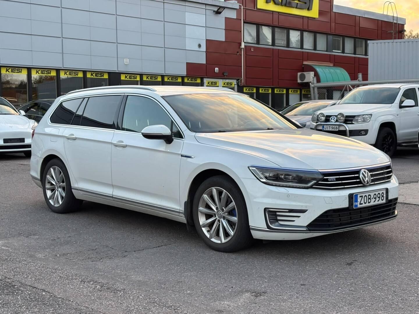 Pienoiskuva 3: 2016 Volkswagen Passat