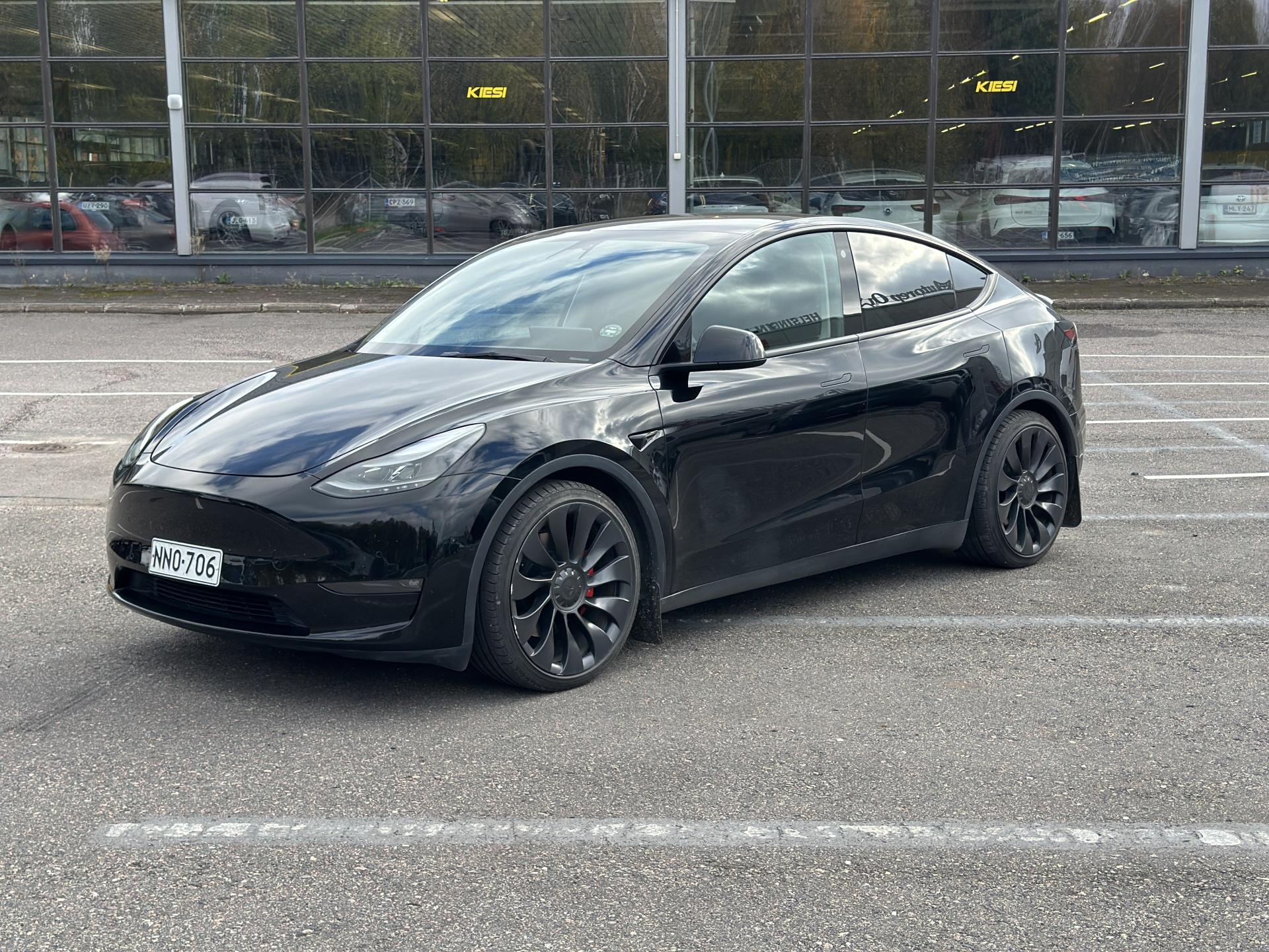 Pienoiskuva 3: 2022 Tesla Model Y