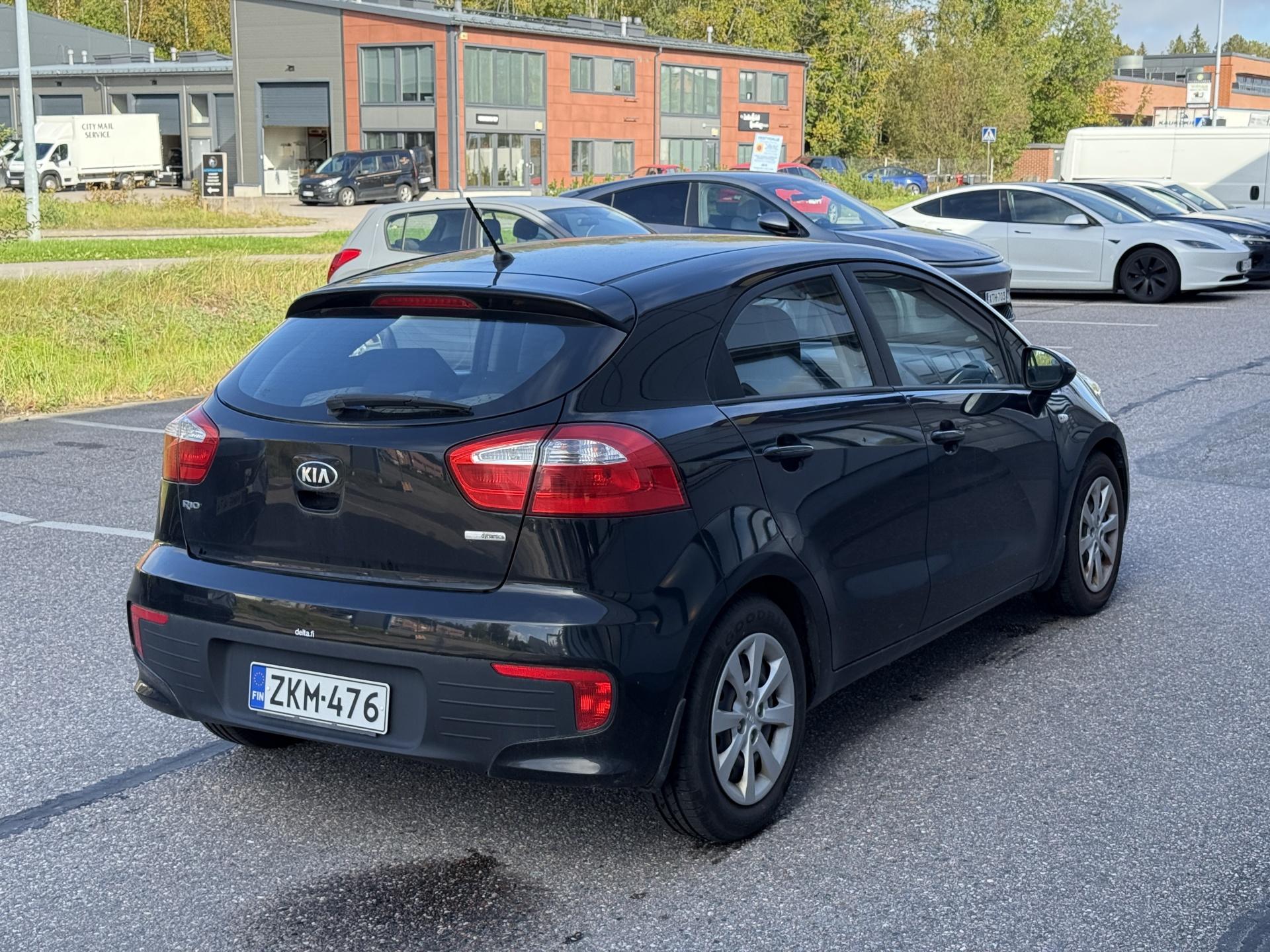 Näytä kaikki kuvat: 2015 Kia Rio