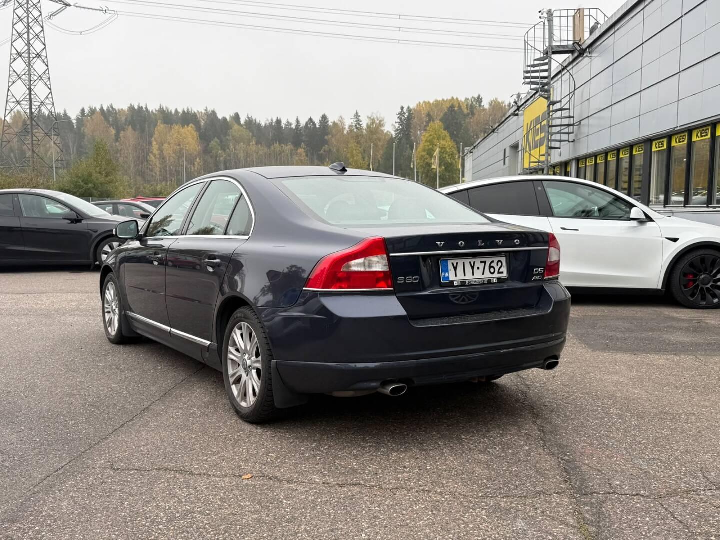 Näytä kaikki kuvat: 2011 Volvo S80