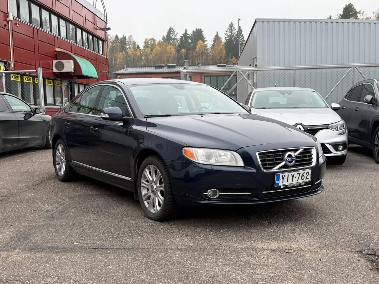 Pienoiskuva 3: 2011 Volvo S80