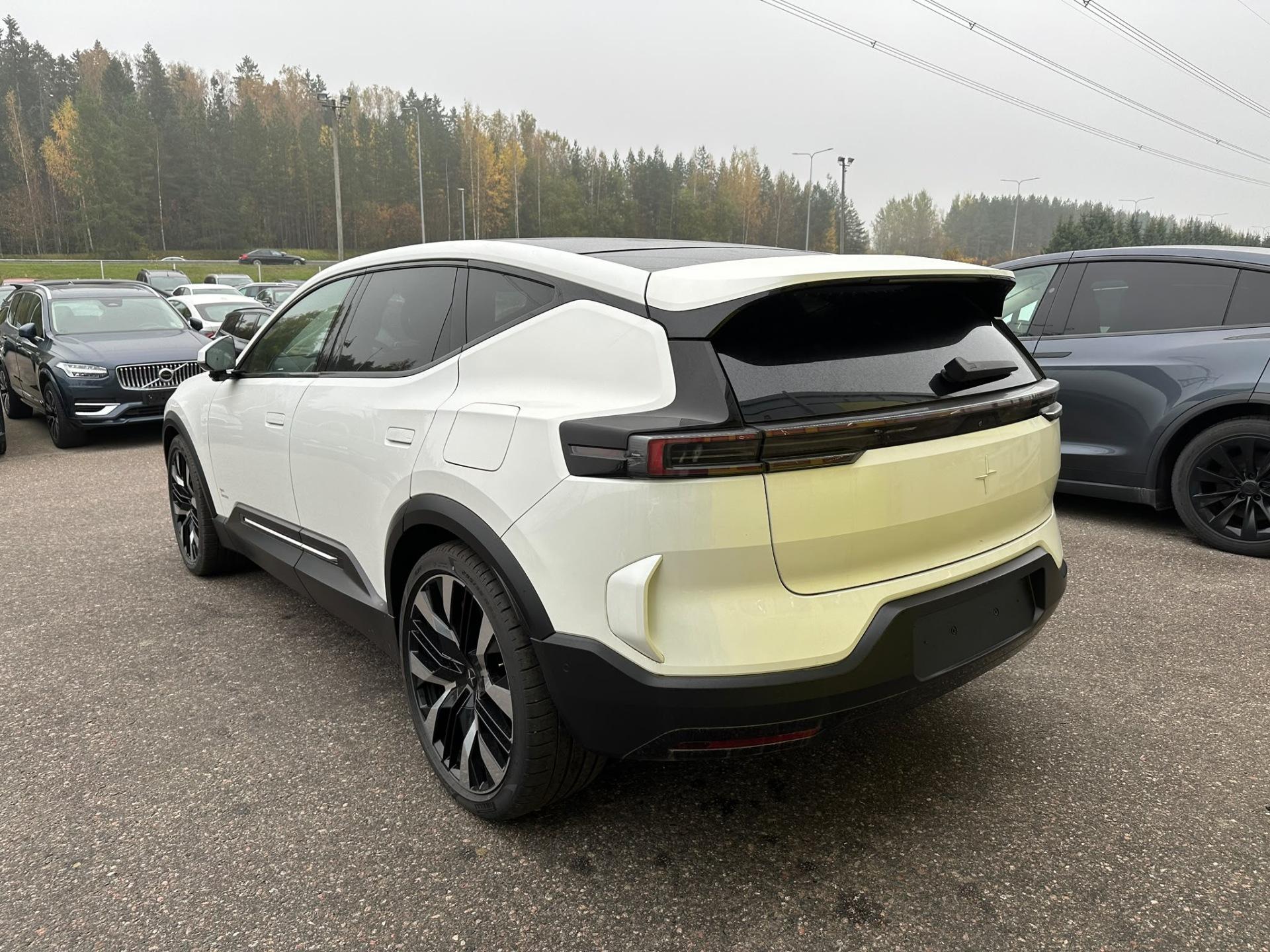Näytä kaikki kuvat: 2024 Polestar 3