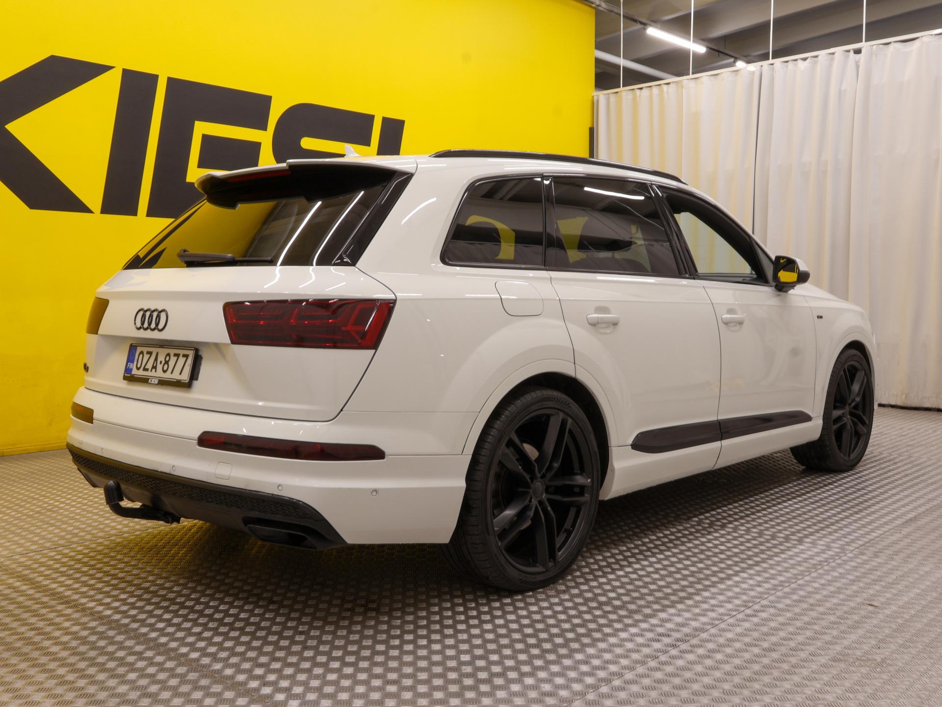 Pienoiskuva 3: 2016 Audi Q7
