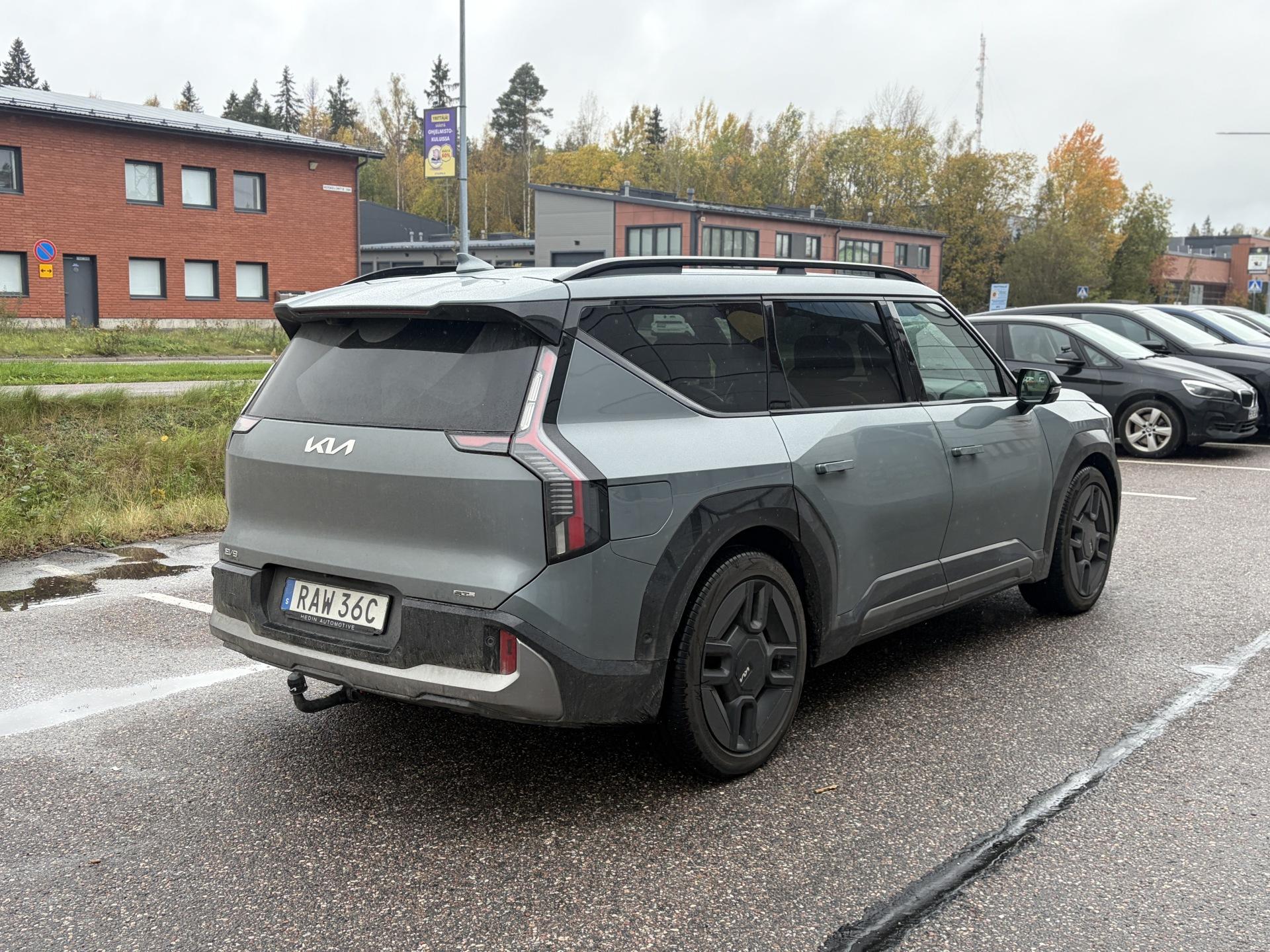 Näytä kaikki kuvat: 2024 Kia EV9