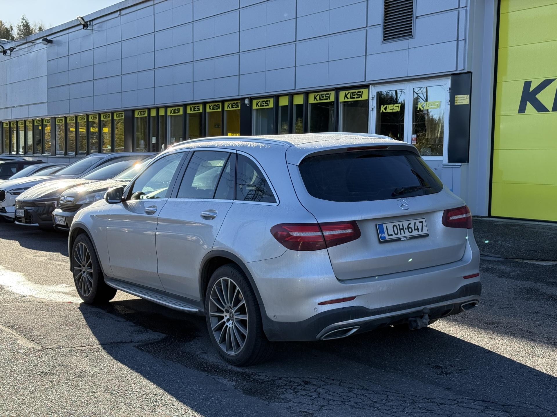Näytä kaikki kuvat: 2017 Mercedes-Benz GLC