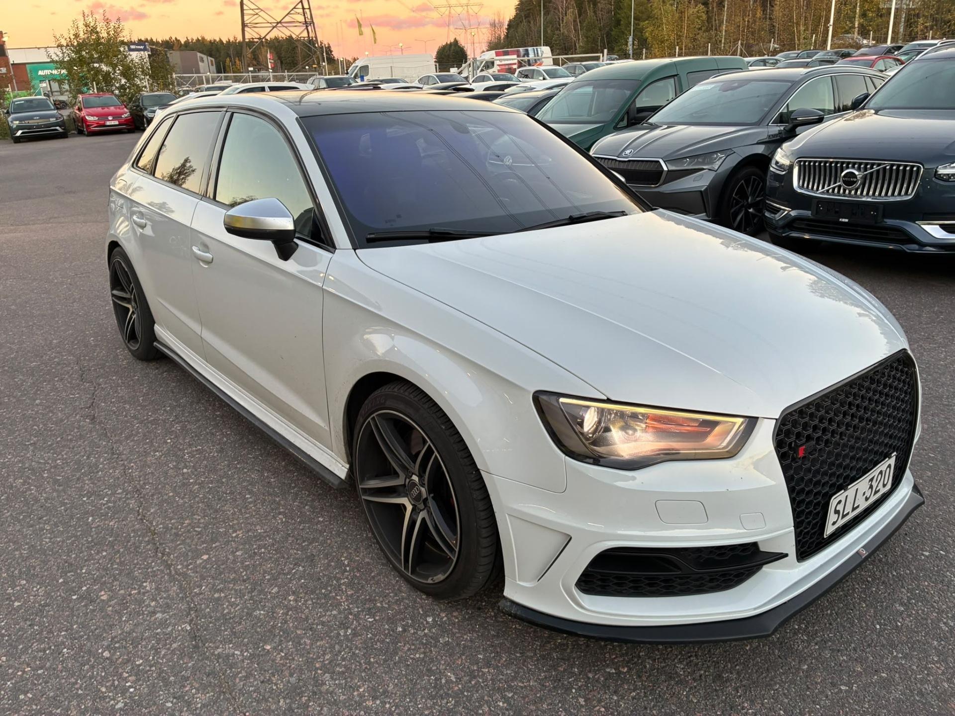 Pienoiskuva 3: 2014 Audi S3