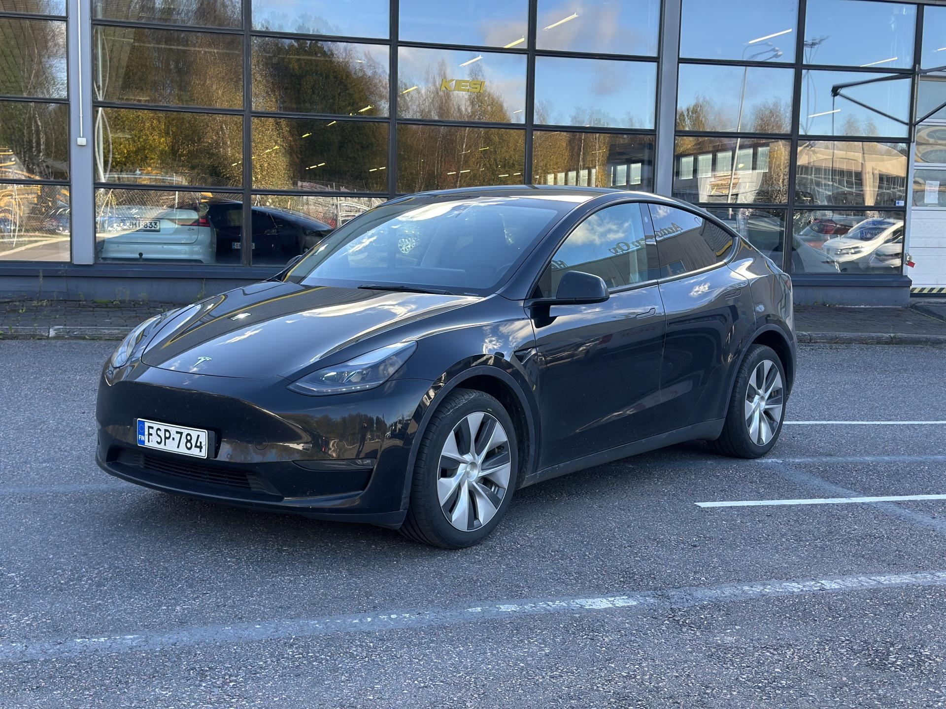 Pienoiskuva 3: 2022 Tesla Model Y