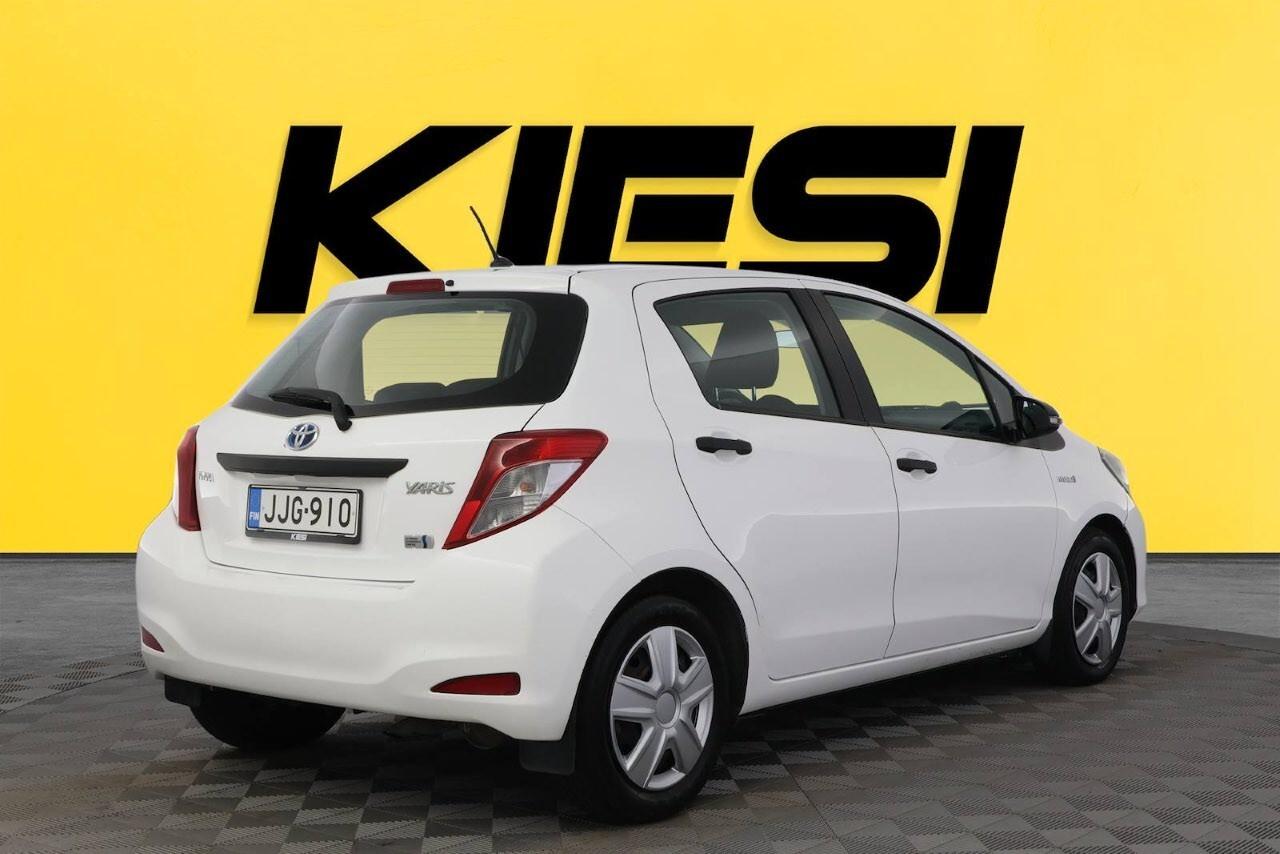 Pienoiskuva 3: 2014 Toyota Yaris