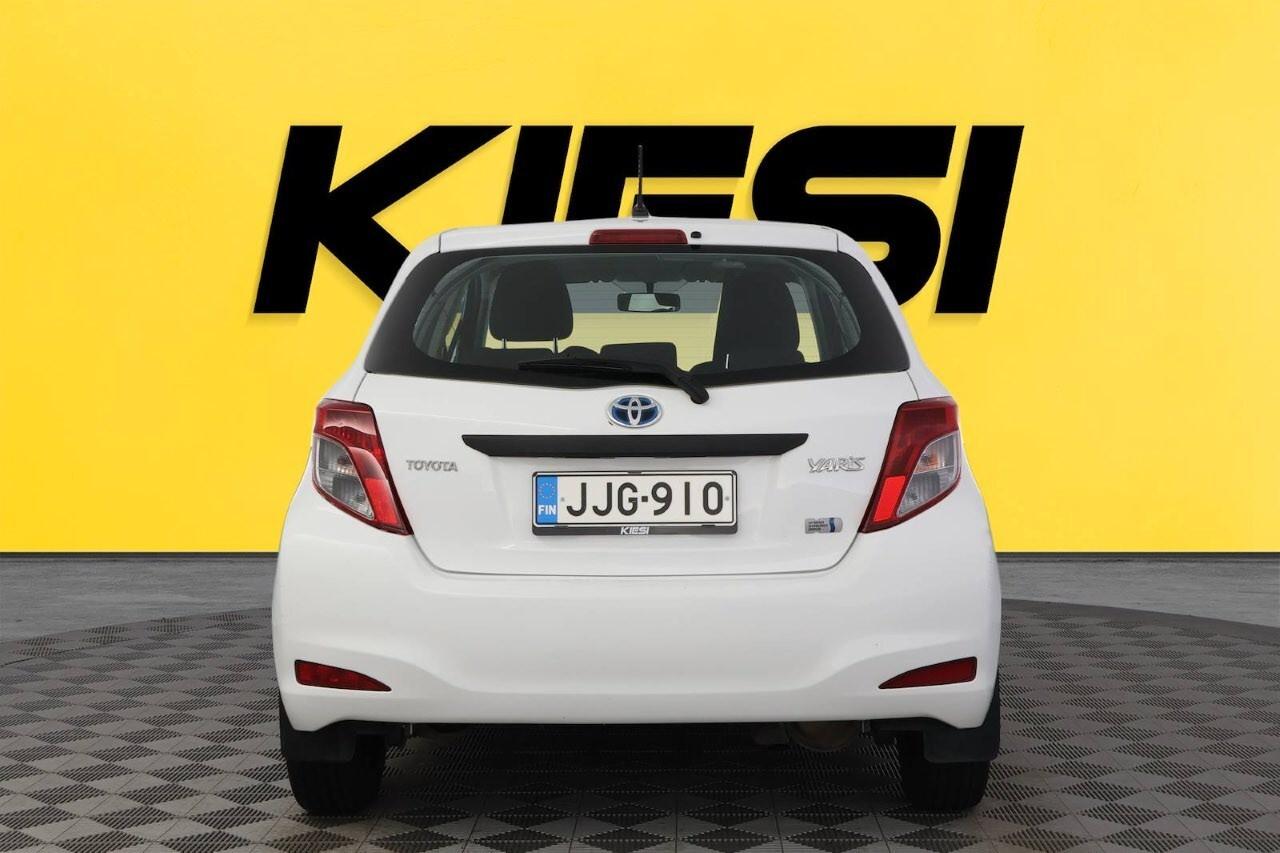 Näytä kaikki kuvat: 2014 Toyota Yaris