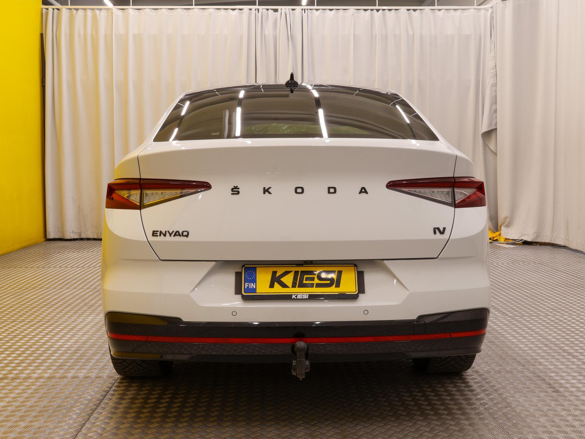 Näytä kaikki kuvat: 2023 Skoda Enyaq