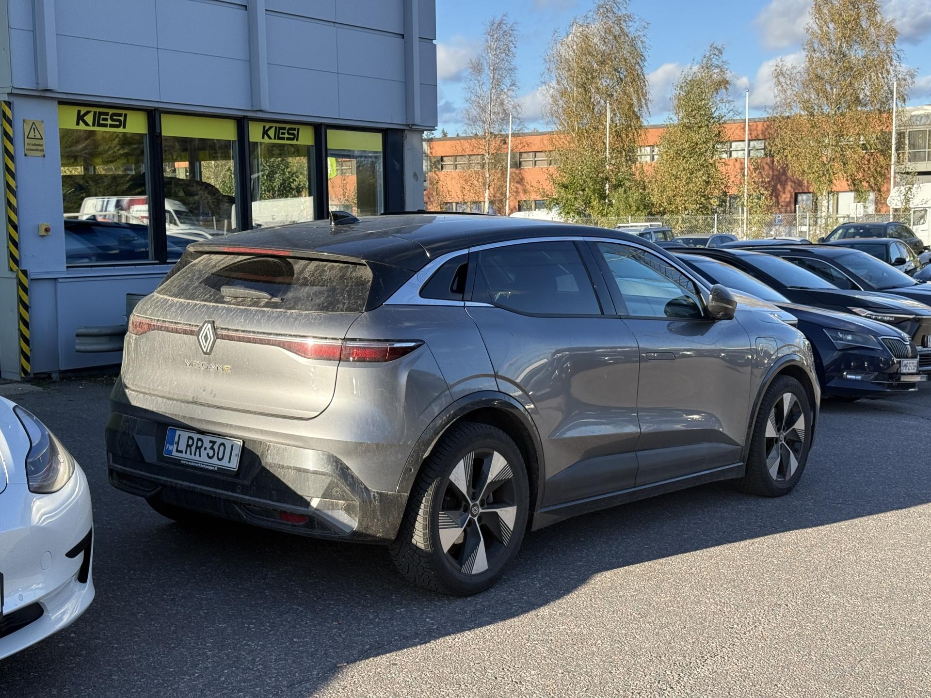 Näytä kaikki kuvat: 2022 Renault Megane