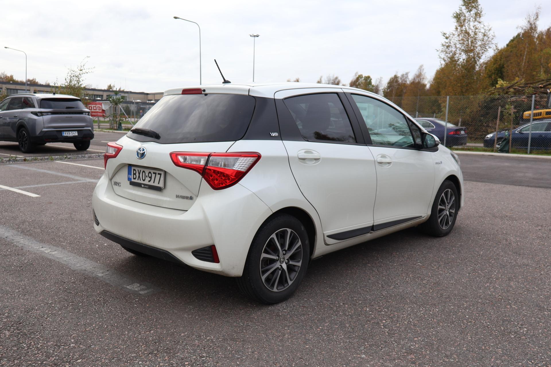 Näytä kaikki kuvat: 2019 Toyota Yaris
