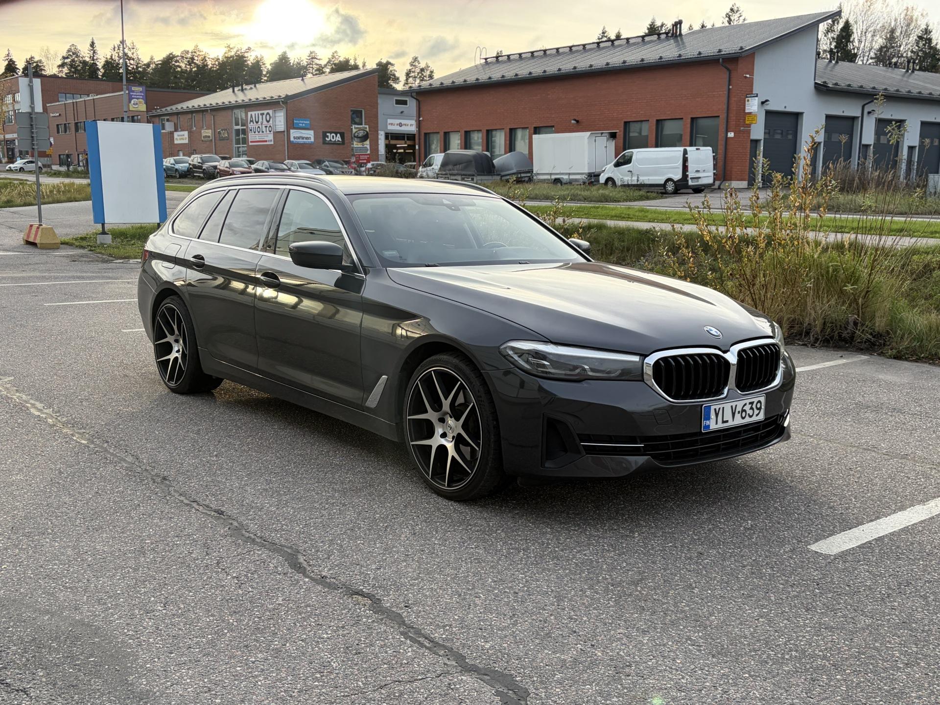 Pienoiskuva 3: 2020 BMW 520