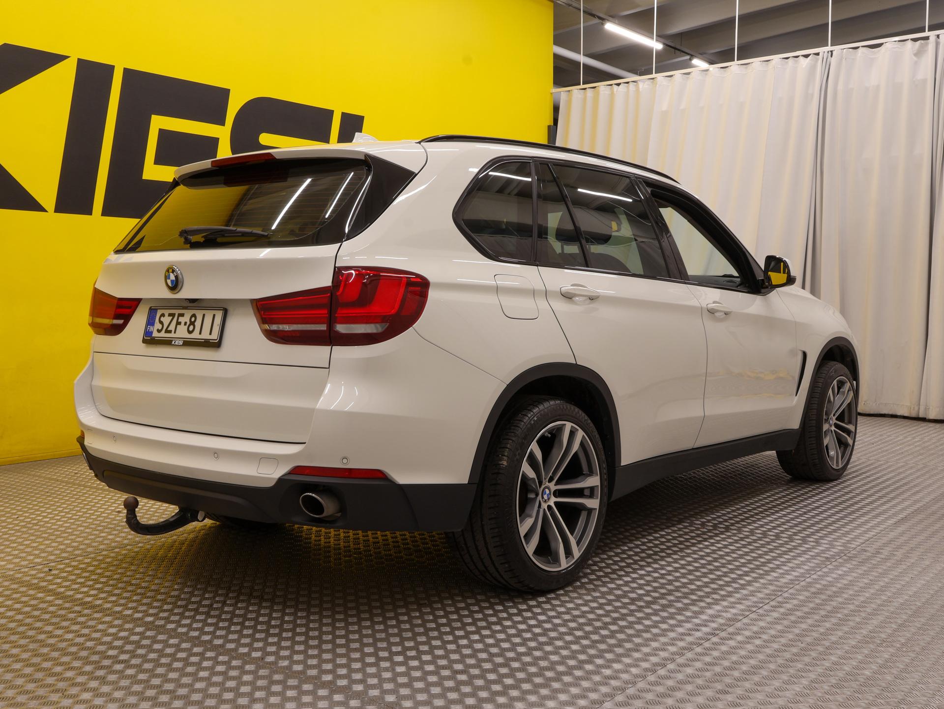 Pienoiskuva 3: 2017 BMW X5