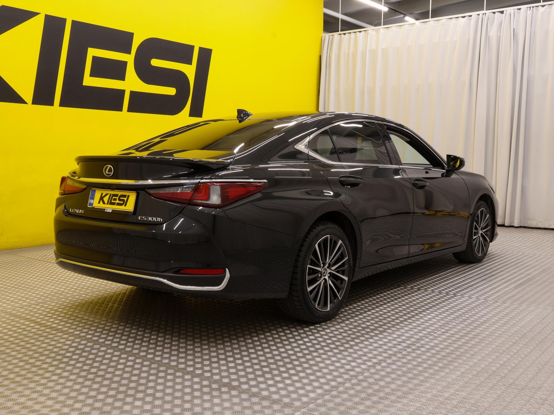 Pienoiskuva 3: 2024 Lexus ES