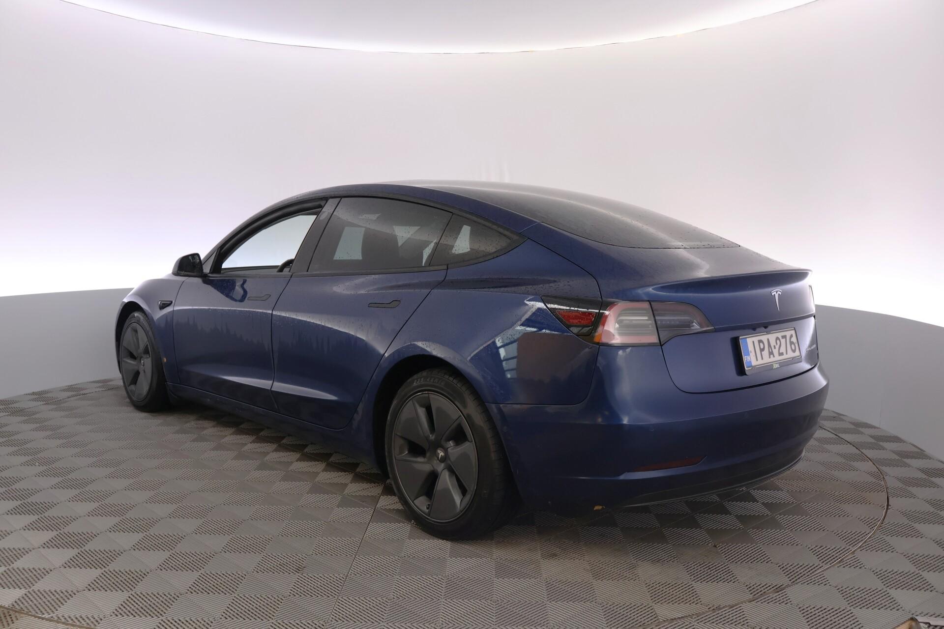 Näytä kaikki kuvat: 2021 Tesla Model 3