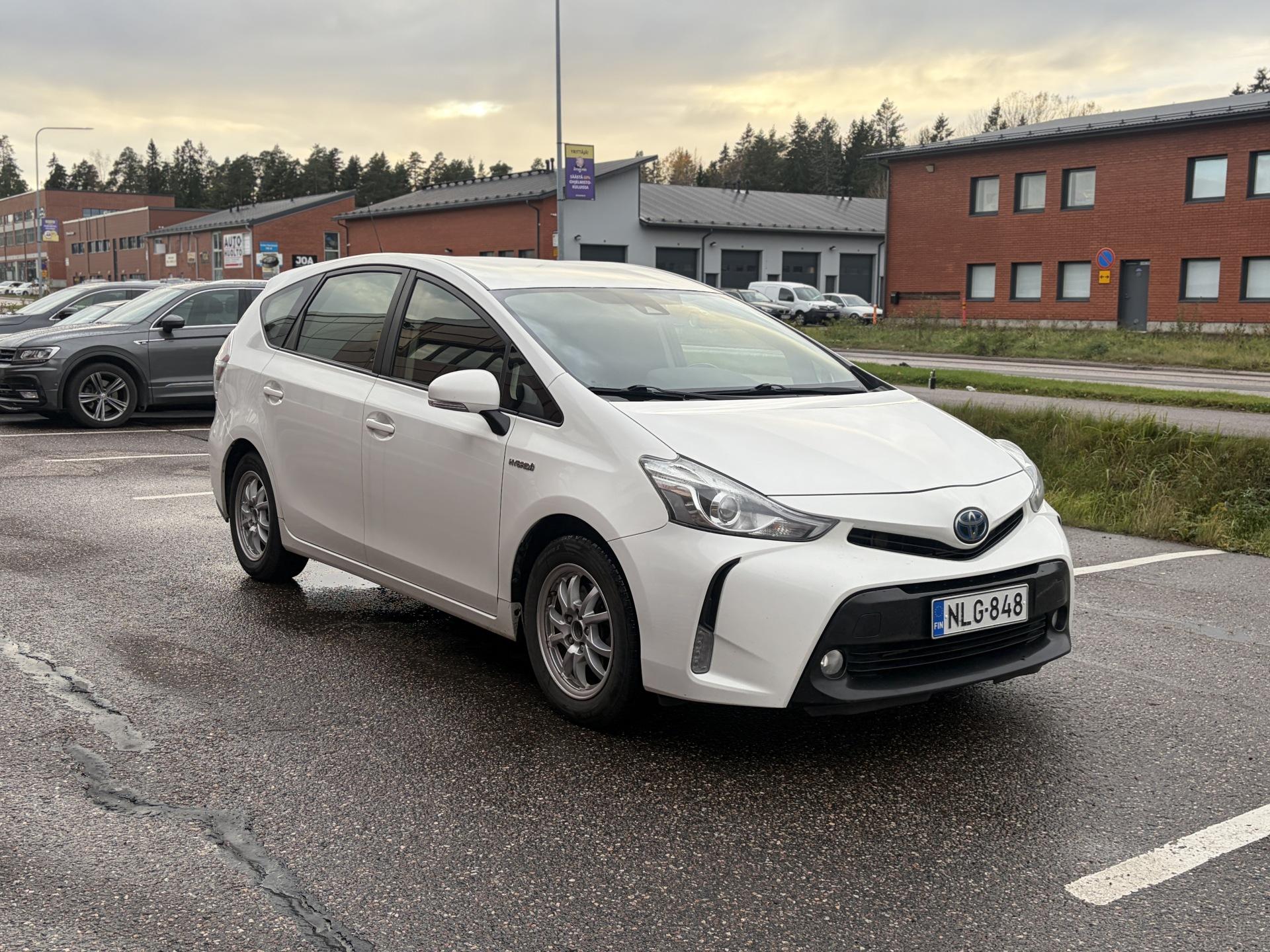 Pienoiskuva 2: 2018 Toyota Prius+