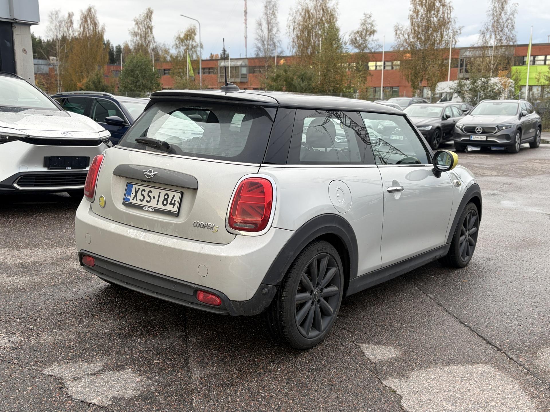 Näytä kaikki kuvat: 2021 Mini Cooper SE