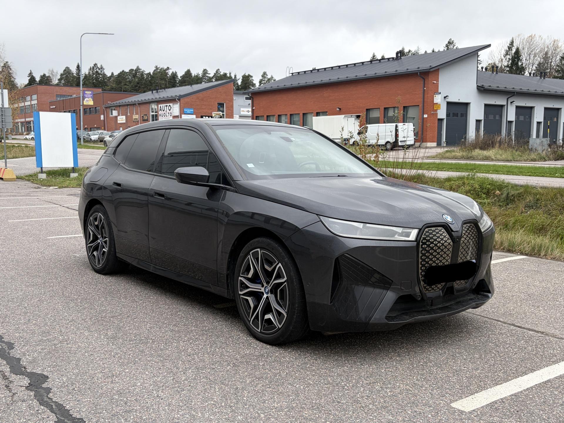 Pienoiskuva 3: 2022 BMW iX