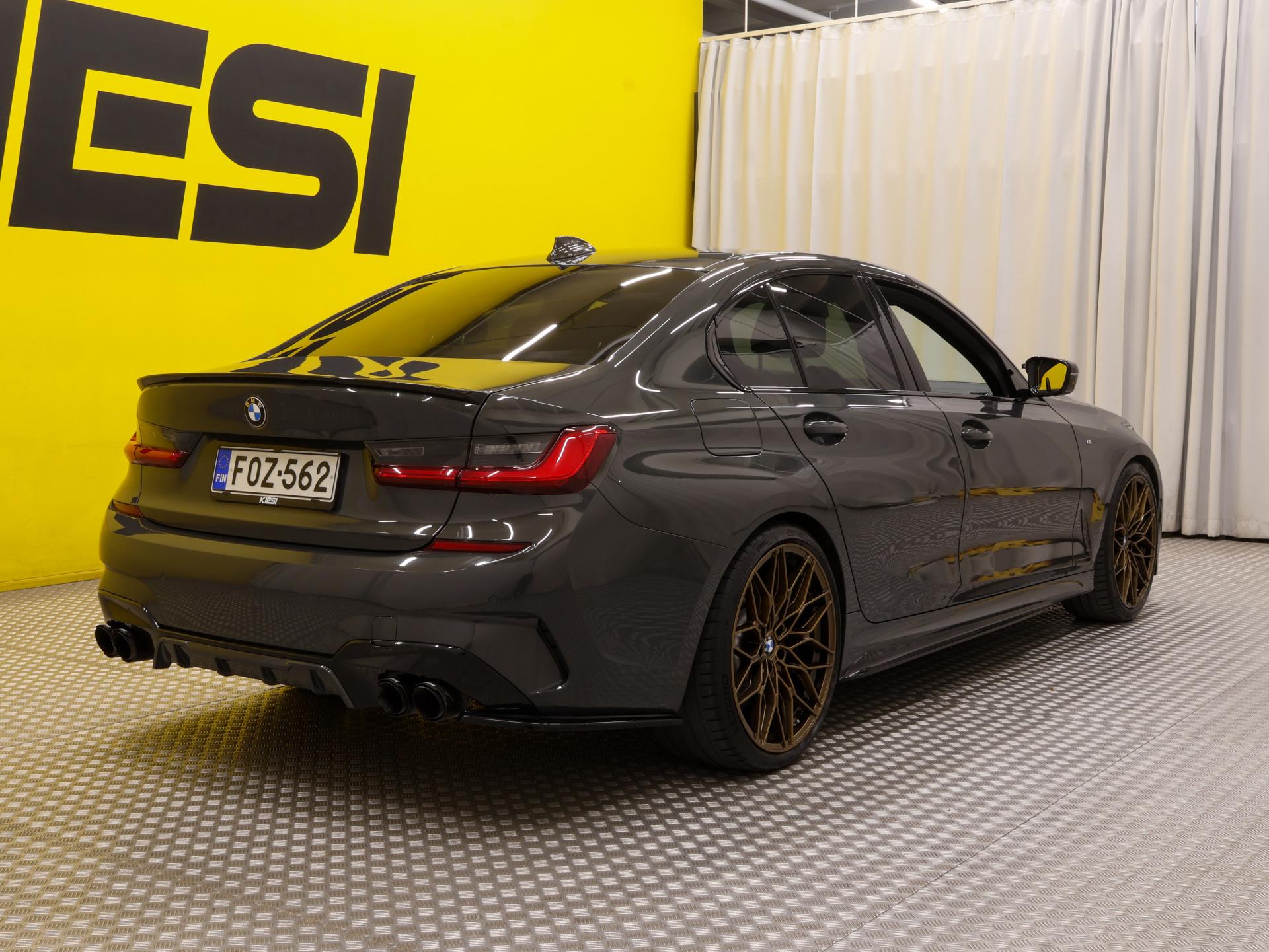 Pienoiskuva 3: 2020 BMW 330