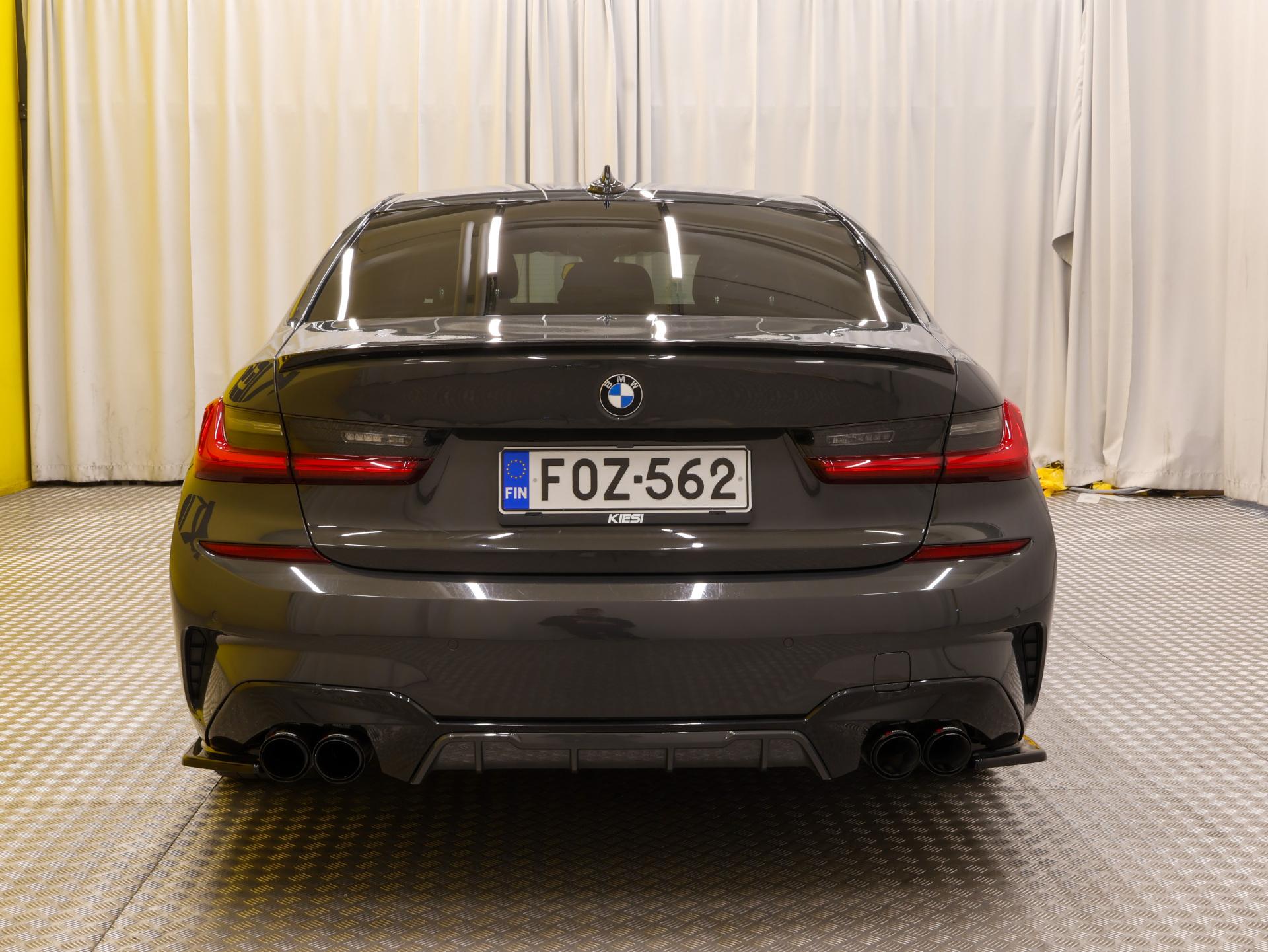 Näytä kaikki kuvat: 2020 BMW 330