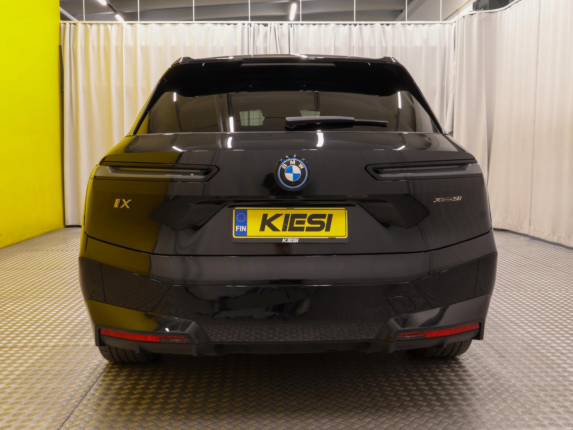 Näytä kaikki kuvat: 2022 BMW iX