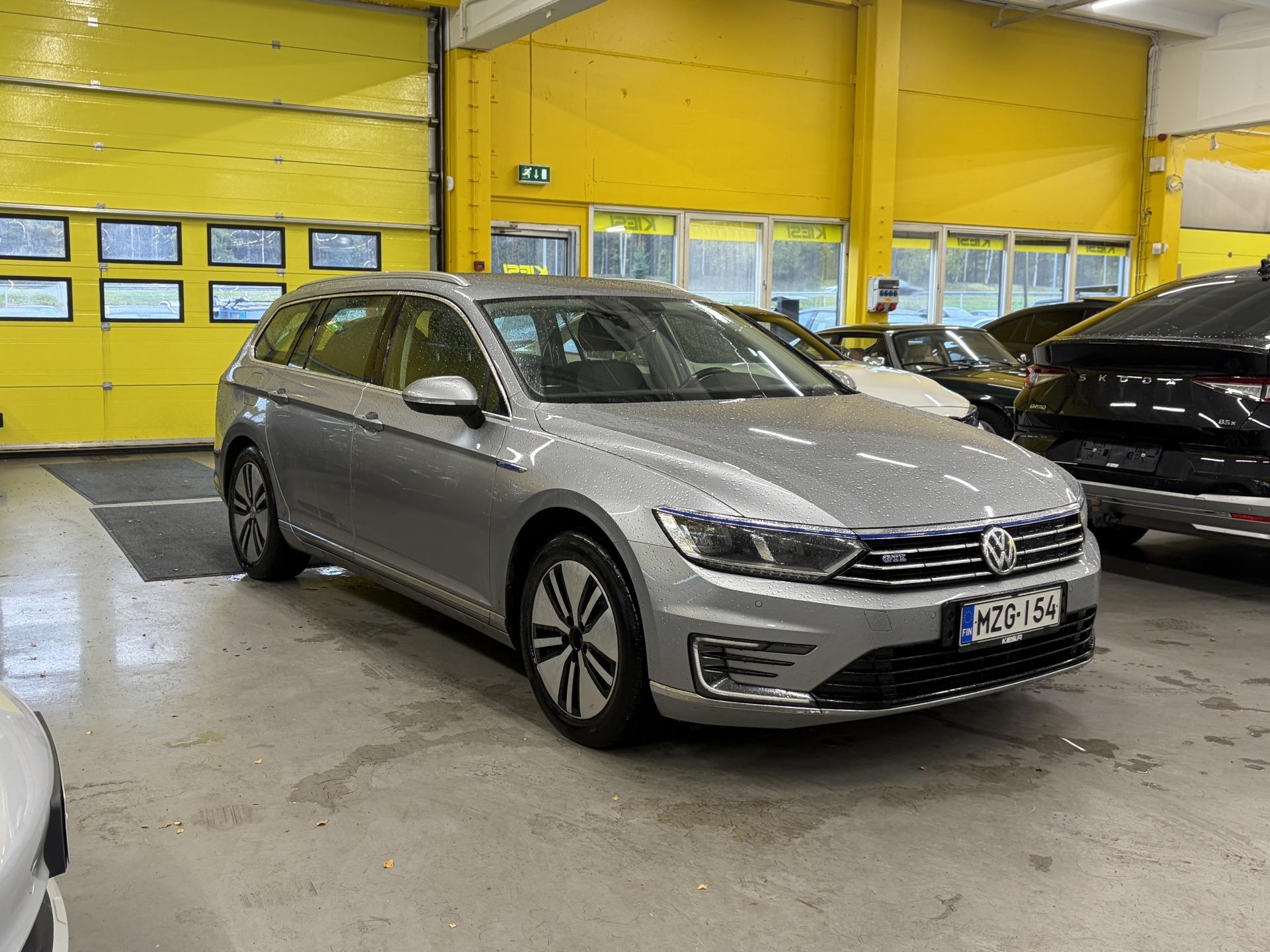 Pienoiskuva 3: 2018 Volkswagen Passat