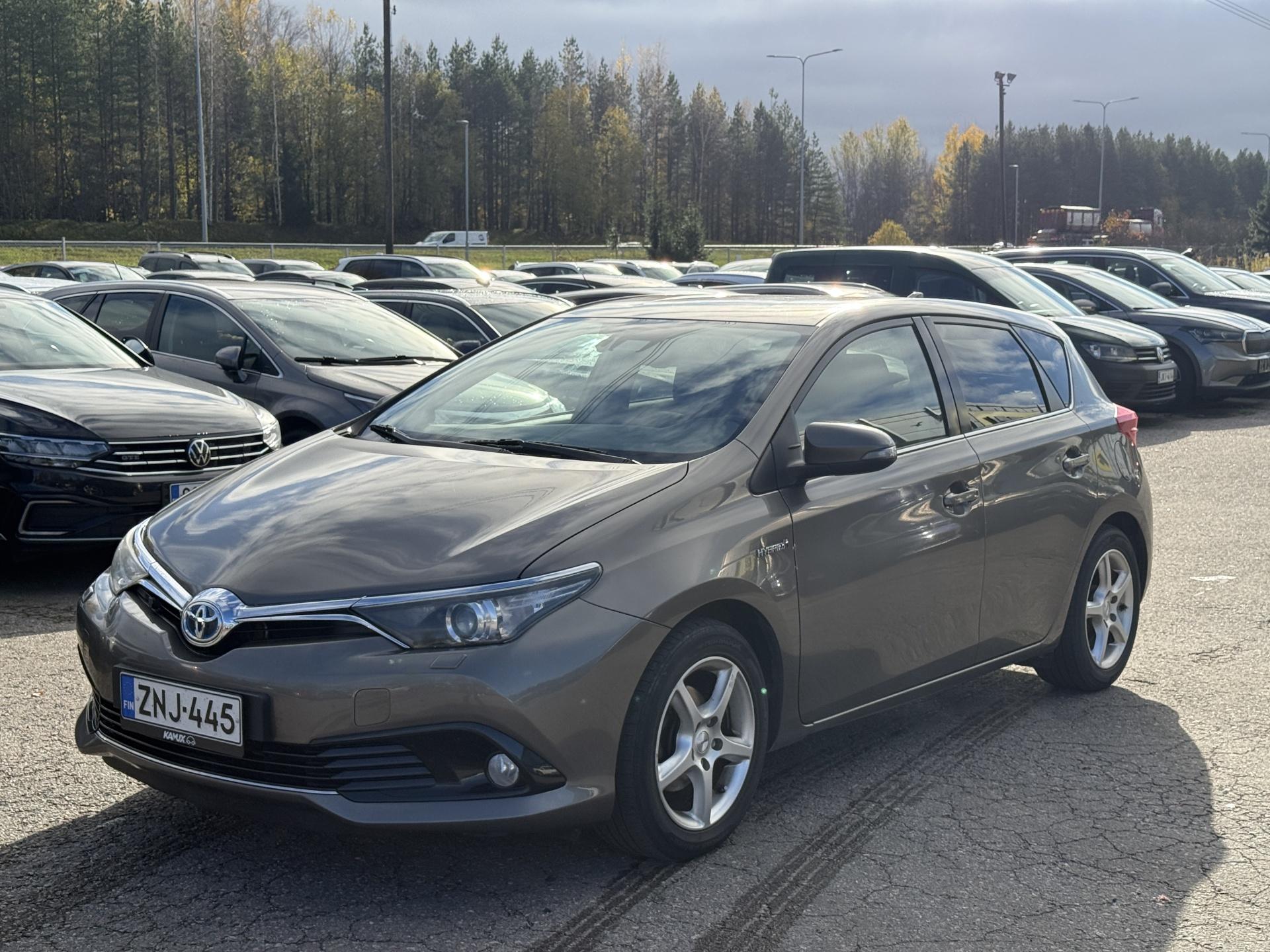 Pienoiskuva 2: 2016 Toyota Auris