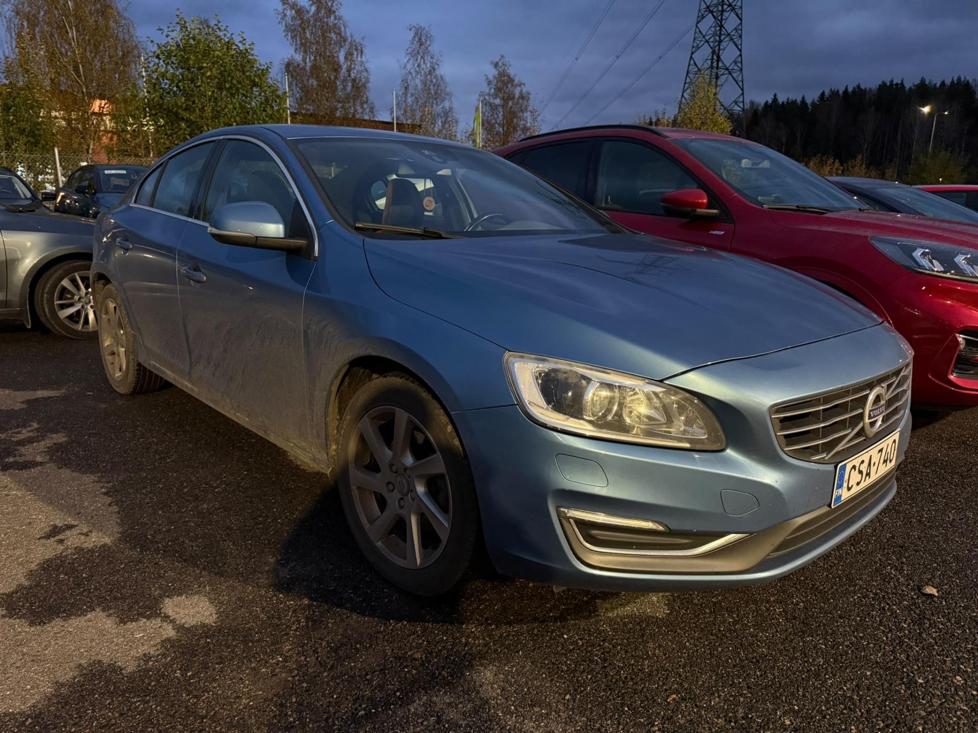 Pienoiskuva 3: 2013 Volvo S60
