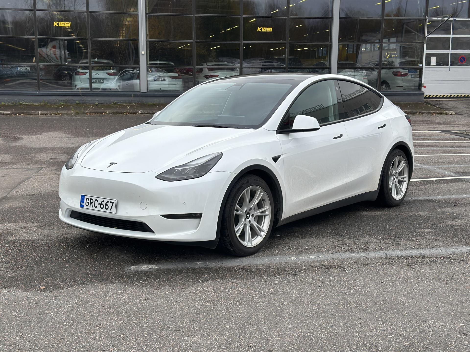 Pienoiskuva 3: 2022 Tesla Model Y
