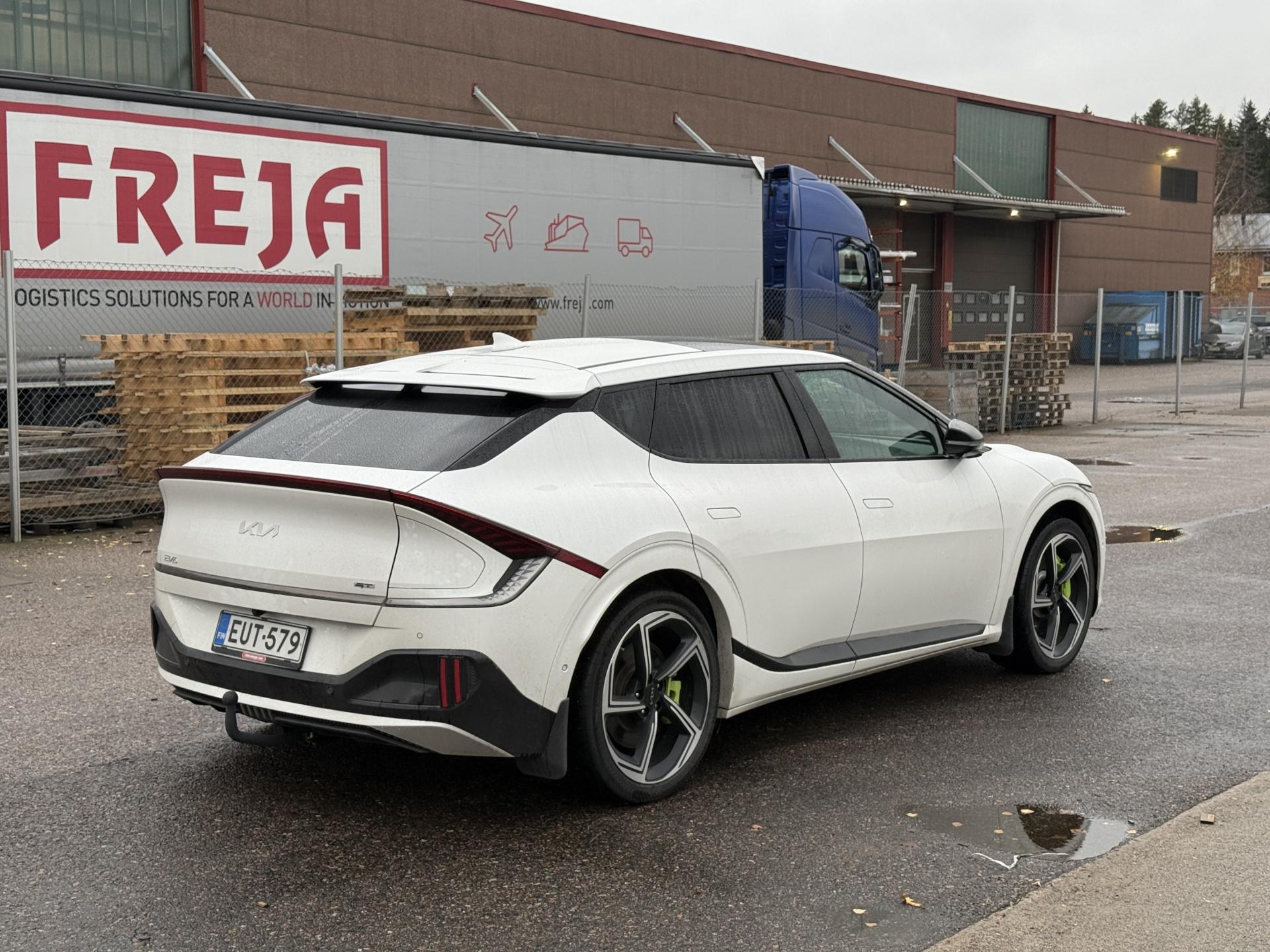 Näytä kaikki kuvat: 2023 Kia EV6