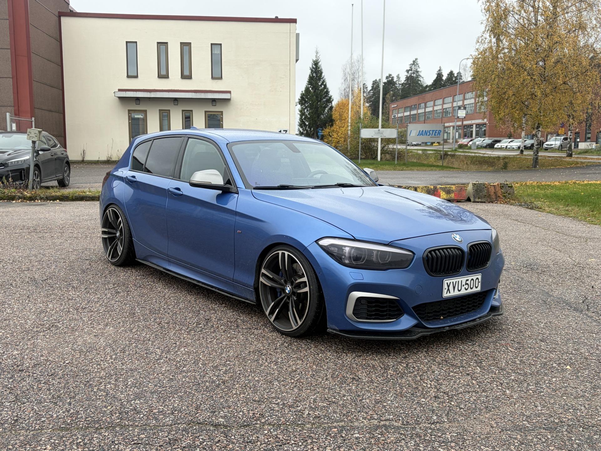 Pienoiskuva 3: 2018 BMW M140i
