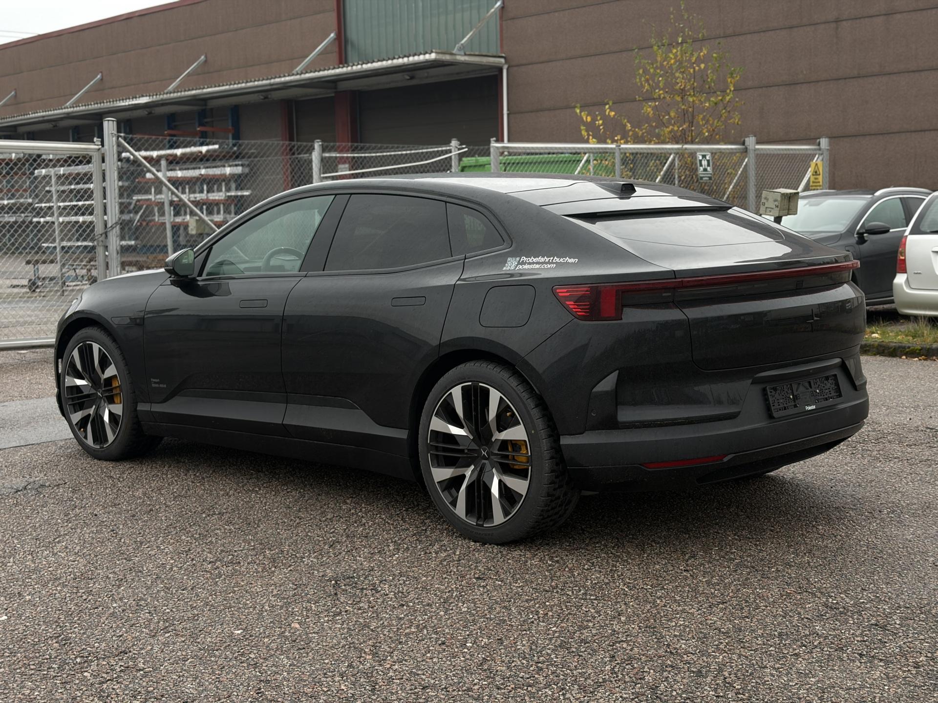 Näytä kaikki kuvat: 2026 Polestar 4