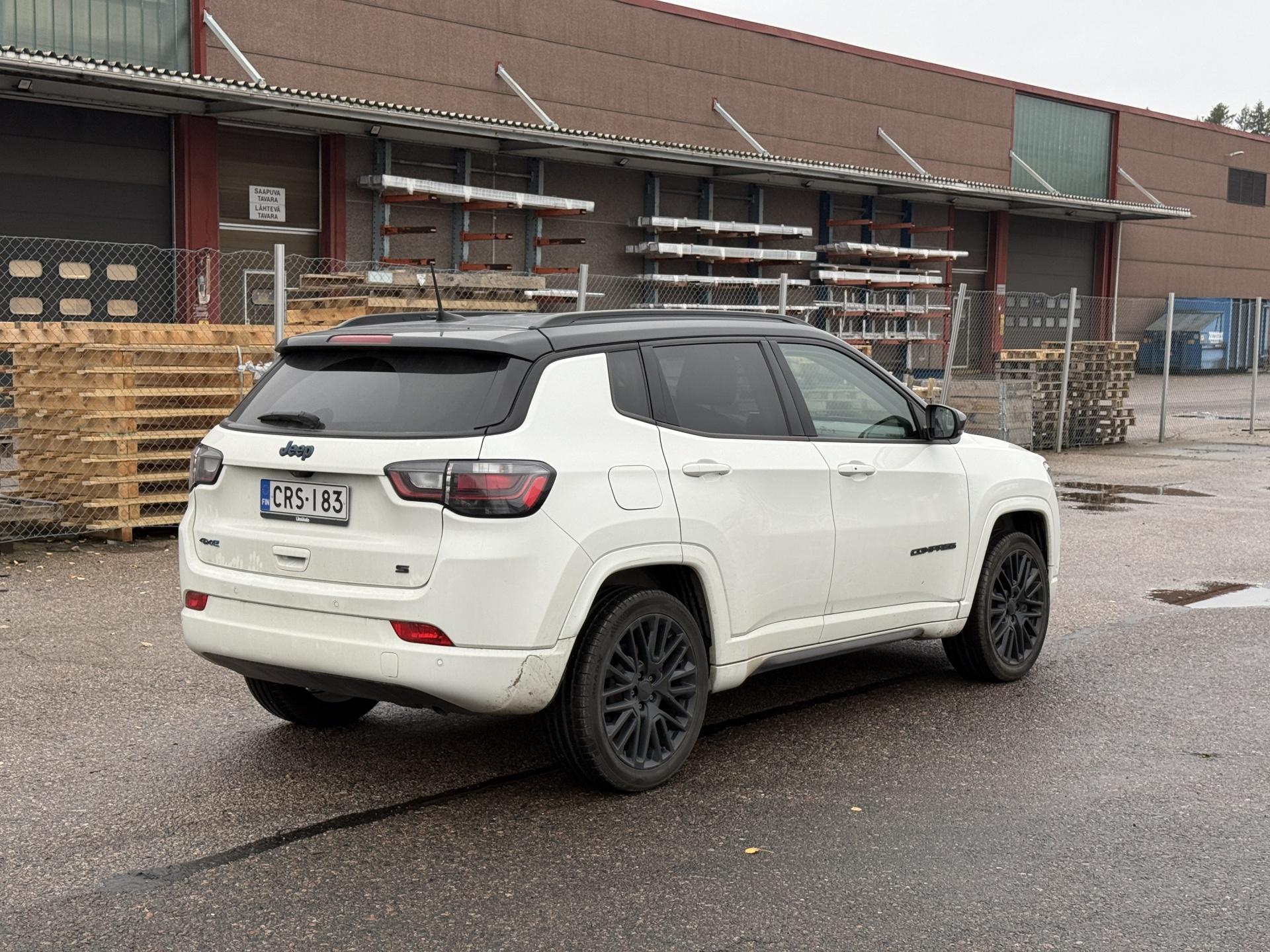 Näytä kaikki kuvat: 2022 Jeep Compass