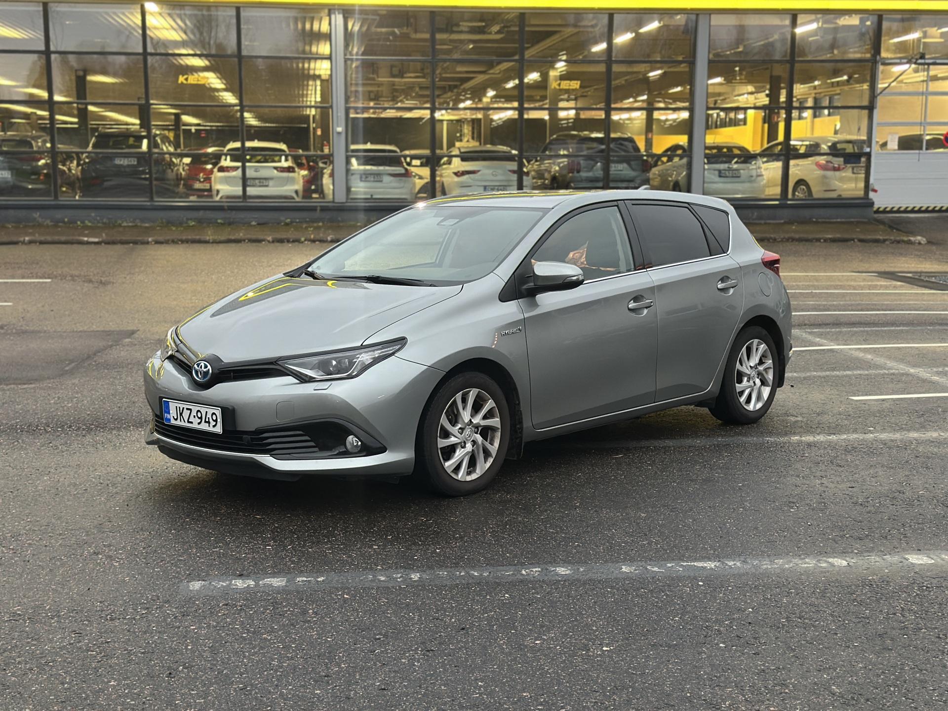 Pienoiskuva 3: 2018 Toyota Auris
