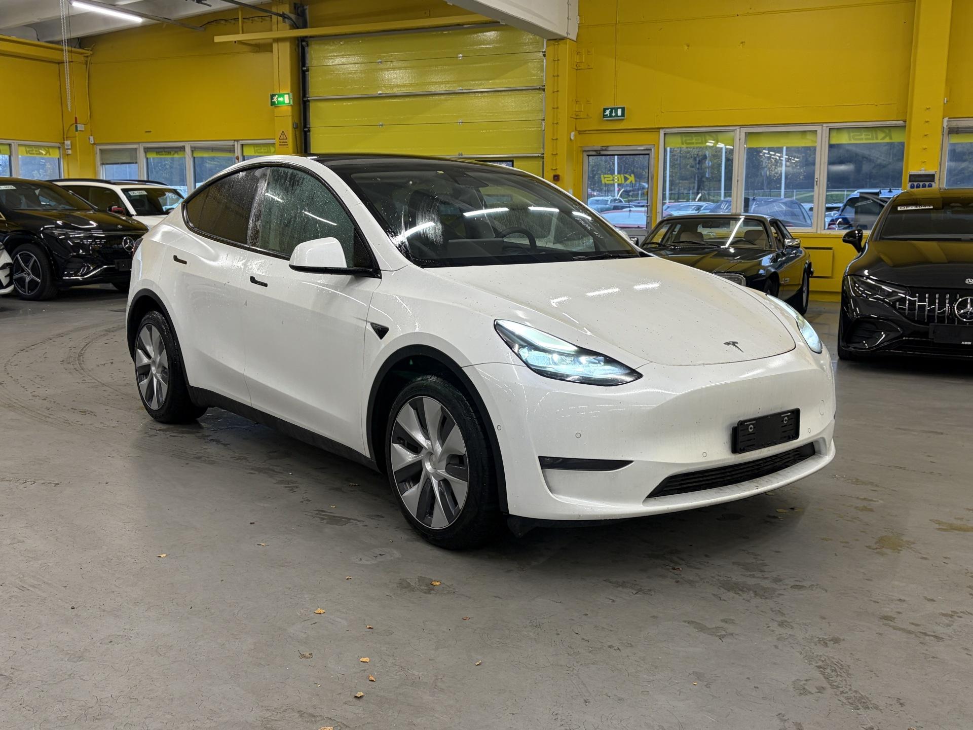 Pienoiskuva 3: 2022 Tesla Model Y