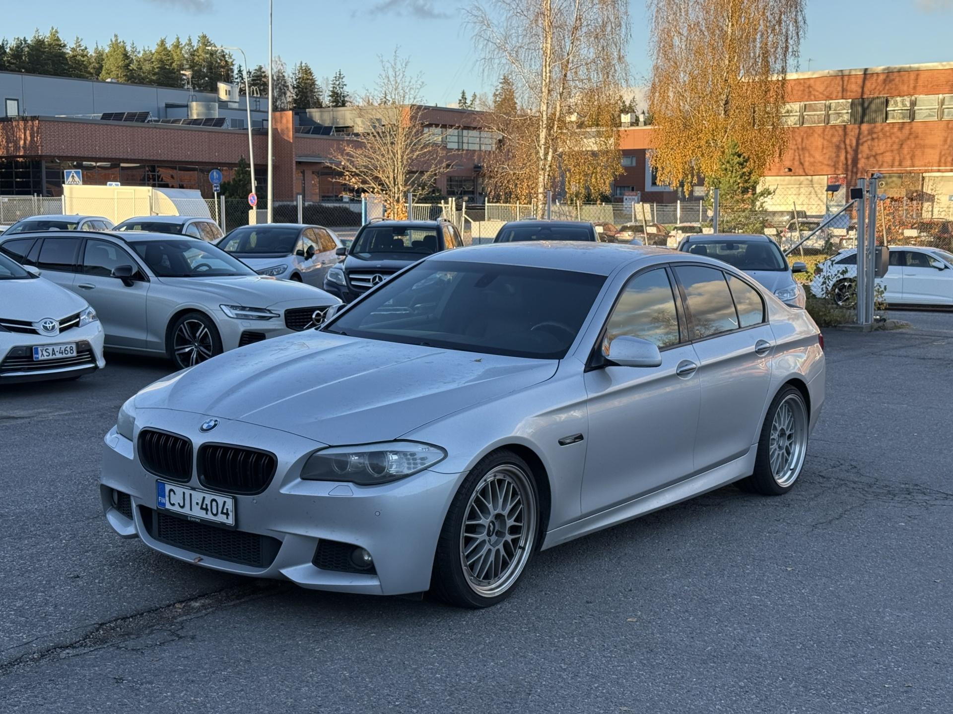 Pienoiskuva 3: 2010 BMW 535