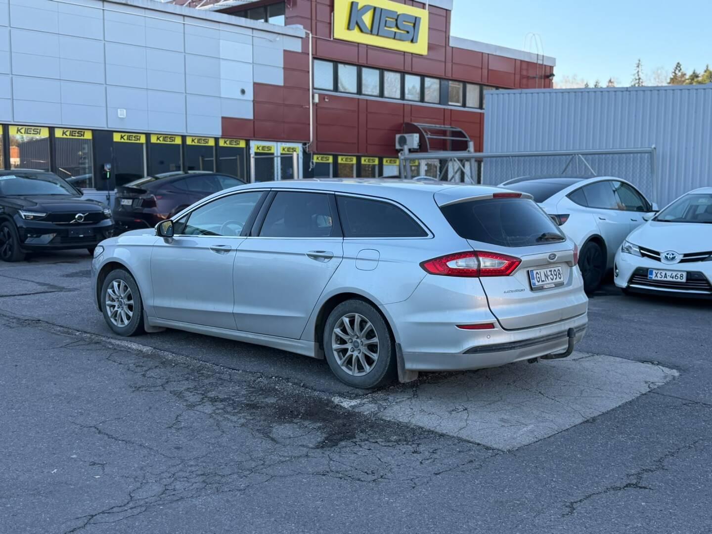 Pienoiskuva 3: 2016 Ford Mondeo