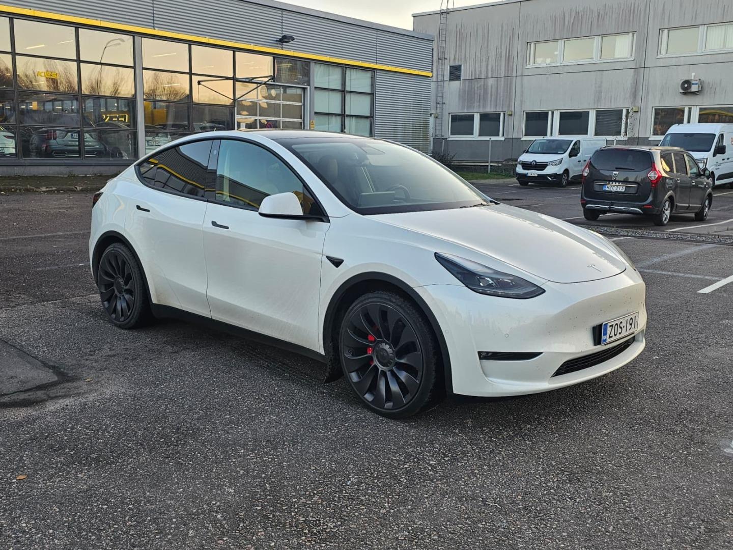 Pienoiskuva 3: 2022 Tesla Model Y